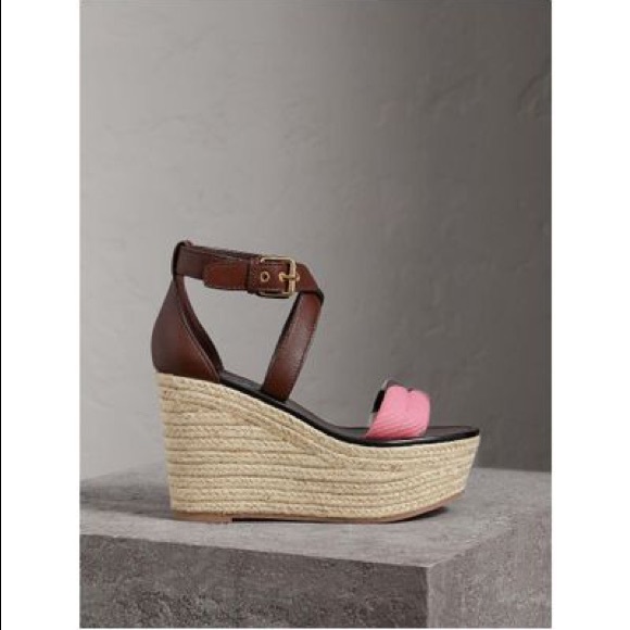 Burberry Platform Espadrille Wedge Sandals ! - Picture 5 of 8